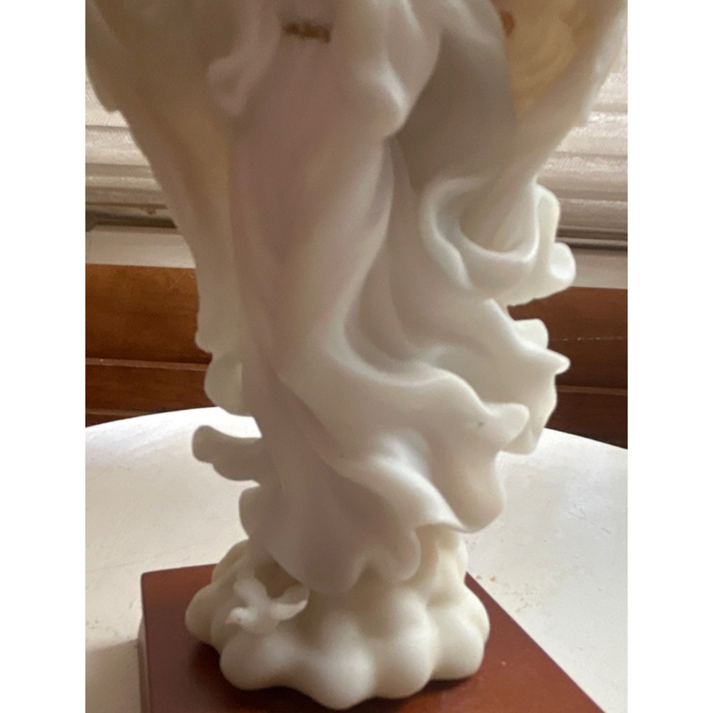 VTG Seraphim Classics Memorial Angel Figurine 'In God's Care' Ceramic Christian - Picture 12 of 16